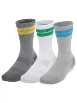 Medias deportivas unisex Under Armour Performance Tech, color borgoña con detalles en gris. Paquete de 3 pares.