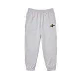 Pantalón de jogging gris melange con logo de cocodrilo verde bordado en la pierna. Corte regular fit, con cintura elástica y bolsillos laterales.