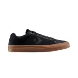 Championes Converse Sport de caña baja, color negro con logo de la marca en cuero negro y suela de goma color marrón.