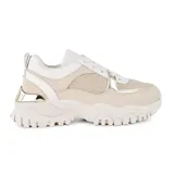 Championes urbanos color beige con detalles en blanco y dorado.