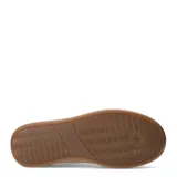 Zapatillas deportivas blancas con cordones, detalle de animal print en el talón y suela gruesa color caramelo.