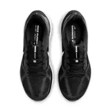 Zapatillas de running para hombre, con diseño negro, ajuste seguro y tecnología de amortiguación.
