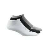Pack de tres pares de medias Adidas invisibles, con logo Trefoil bordado en el empeine. Un par negro, un par gris y un par blanco.