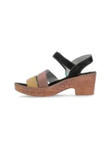 Sandalia con plataforma de corcho, tiras de cuero color negro, marrón y amarillo.