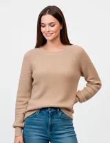 Buzo de tejido combinado marca Zac & Rachel, color beige, con cuello a la base y mangas largas con diseño calado.