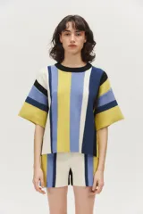 Sweater de punto otomán negro con mangas anchas y cuello redondo, diseño cómodo y suelto.