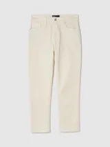 Pantalón de jean color crudo, corte girlfriend, tiro alto y largo al tobillo.