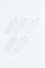 Pack de cinco pares de soquetes deportivos blancos de punto fino, confeccionados con tejido funcional DryMove™ que ayuda a absorber el sudor. Cuentan con borde superior elástico, talón apenas más alto, secciones de ventilación en malla en la parte superior y sección acanalada en el empeine.