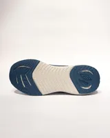 Championes de running Umbro Marathon, color blanco con detalles en negro y naranja.