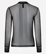 Blusa de tule transparente color negro, con cuello alto y mangas largas.
