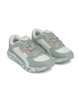 Championes Under Armour Charged Bandit Trail 3 para mujer, diseñados para trail running. Color verde con detalles en blanco y naranja.
