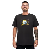 Remera negra de algodón orgánico con estampado de un casco de astronauta con un paisaje en su interior.