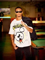 Remera blanca de algodón con estampado de Mickey Mouse y texto "All Time Classic Original".
