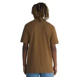 Remera polo marrón de manga corta con cuello clásico con rayas color crema y logo de la marca bordado en el pecho.