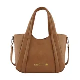 Bolso de mano tipo tote bag, color marrón camel, con asas superiores y correa ajustable desmontable para llevar al hombro. Presenta inscripciones doradas en el frente: "OREIRO LOVE" y "o, my love".