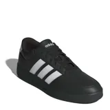 Championes Adidas Breaknet 3.0 de cuero sintético negro con las tres tiras blancas en los laterales y suela de goma.