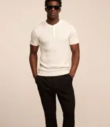 Pantalón de vestir negro para hombre, corte skinny, confeccionado en media malla.