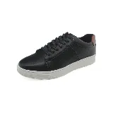 Zapatillas urbanas Panama Jack de cuero sintético color azul marino, con cordones y suela blanca. Detalle de cuero marrón en el talón.