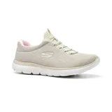 Zapatillas deportivas Skechers Summits - Fun Flair, color beige con detalles en rosa. Capellada de malla técnica jaspeada, cordones elásticos, plantilla Skechers Memory Foam y suela flexible con tracción. Horma ancha.