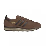 Championes Adidas SL 72 RS color marrón con detalles en marrón oscuro y suela beige.