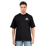 Remera negra de manga corta con cuello redondo y logo de Vans con diseño de montaña en el pecho.