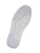 Zapatillas deportivas Under Armour modelo Tempo, color blanco liso, de corte bajo y estilo casual/urbano. Presentan una parte superior de cuero suave y suela de goma resistente. El logo de la marca está grabado en relieve en el lateral.