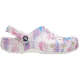Zuecos Crocs Classic Dream con estampado tie-dye en tonos rosa, celeste y blanco.