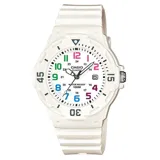 Reloj analógico Casio con caja y correa de resina blanca. Esfera blanca con números de hora en colores brillantes (rosa, verde, azul, morado) y números de 24 horas en negro. Indicador de fecha a las 3.