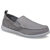 Zapatos de lona de color gris, con diseño ligero y cierre elástico.
