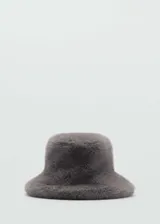 Gorro tipo bucket de pelo sintético color gris.
