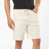 Bermudas color crema con cintura elástica y cordones ajustables.