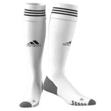 Medias de fútbol blancas con detalles en negro y logo de Adidas.