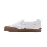Zapatillas Vans Slip-On Skate color blanco hueso con suela marrón de goma.