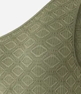 Body color verde militar, de un solo hombro, sin mangas y con textura geométrica.