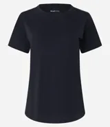 Blusa básica de algodón color tostado, de manga corta con dobladillo y nudo frontal.