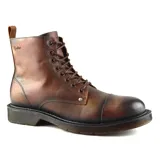 Bota de cuero marrón con cierre de cordones, diseño clásico y puntera reforzada.
