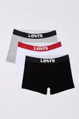 Pack de tres boxers Levi's de algodón con pretina elástica con logo de la marca. Incluye un boxer gris, uno blanco con pretina roja y uno negro.