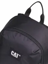 Mochila unisex Cat Gobi Light negra, con logo blanco en el frente y detalles en amarillo. Cuenta con un compartimento principal con cremallera, un bolsillo interior acolchado para el portátil, trabillas frontales para sujetar accesorios y bolsillos laterales planos.