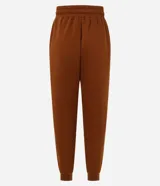 Pantalón jogger color amarillo claro, con cintura elástica y cordón de ajuste. Confeccionado en algodón con forro de polar.