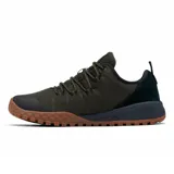 Zapatillas urbanas Columbia Fairbanks Low, color negro con suela marrón y detalles en gris.