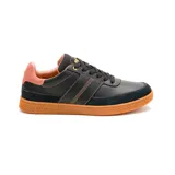 Zapatillas urbanas Caterpillar modelo Pause Retro, color negro con detalles en naranja y suela marrón.