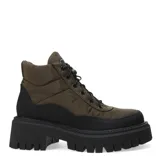 Botas de mujer Miss Carol modelo Nantu, color beige, acordonadas y con plataforma track.