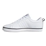 Championes Adidas VS Pace 2.0 de hombre, color blanco con detalles en negro, con las tres tiras características de la marca en los laterales.