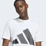 Remera Adidas Essentials Logo blanca con el logo de Adidas en color negro en el pecho.