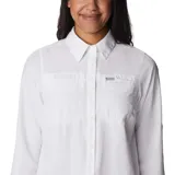 Camisa negra de manga larga para mujer, marca Columbia, modelo Silver Ridge 3.0. Confeccionada con tejido de secado rápido y protección solar UPF 50.