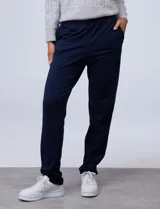 Pantalón de yoga azul marino, de corte recto y cintura elástica.