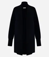 Cardigan negro de punto con cuello redondo, manga larga ajustada y textura.