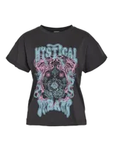 Remera negra de algodón con cuello redondo y mangas cortas. Estampado frontal con diseño místico en tonos celeste y rosa.