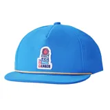 Gorro de visera en color azul, con logo bordado en la parte frontal y detalle de cordón en la visera.
