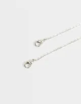 Set de dos collares dorados con dije de mariposa con imán.